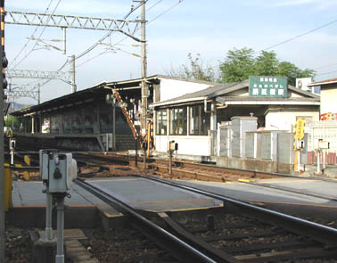 現在の絹延橋駅